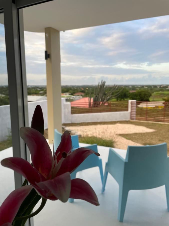 Quiet Happy Place With A View Willemstad Esterno foto